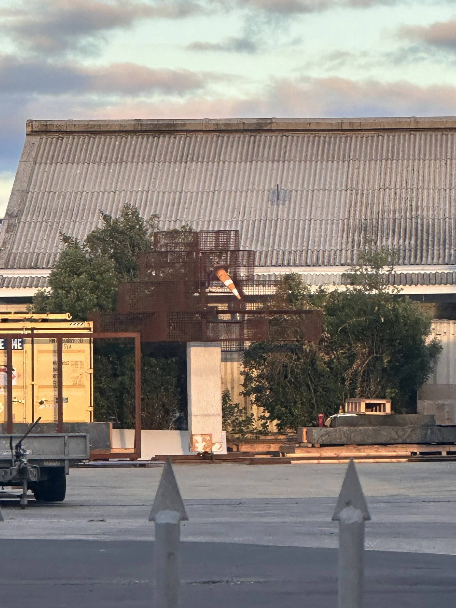 Появились первые фото со съемочной площадки фильма Minecraft