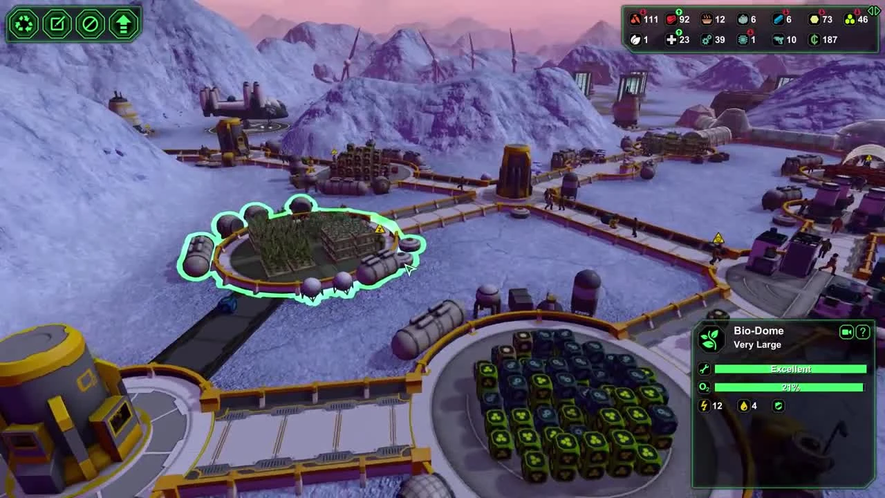 Все колоссальное - PlanetBase