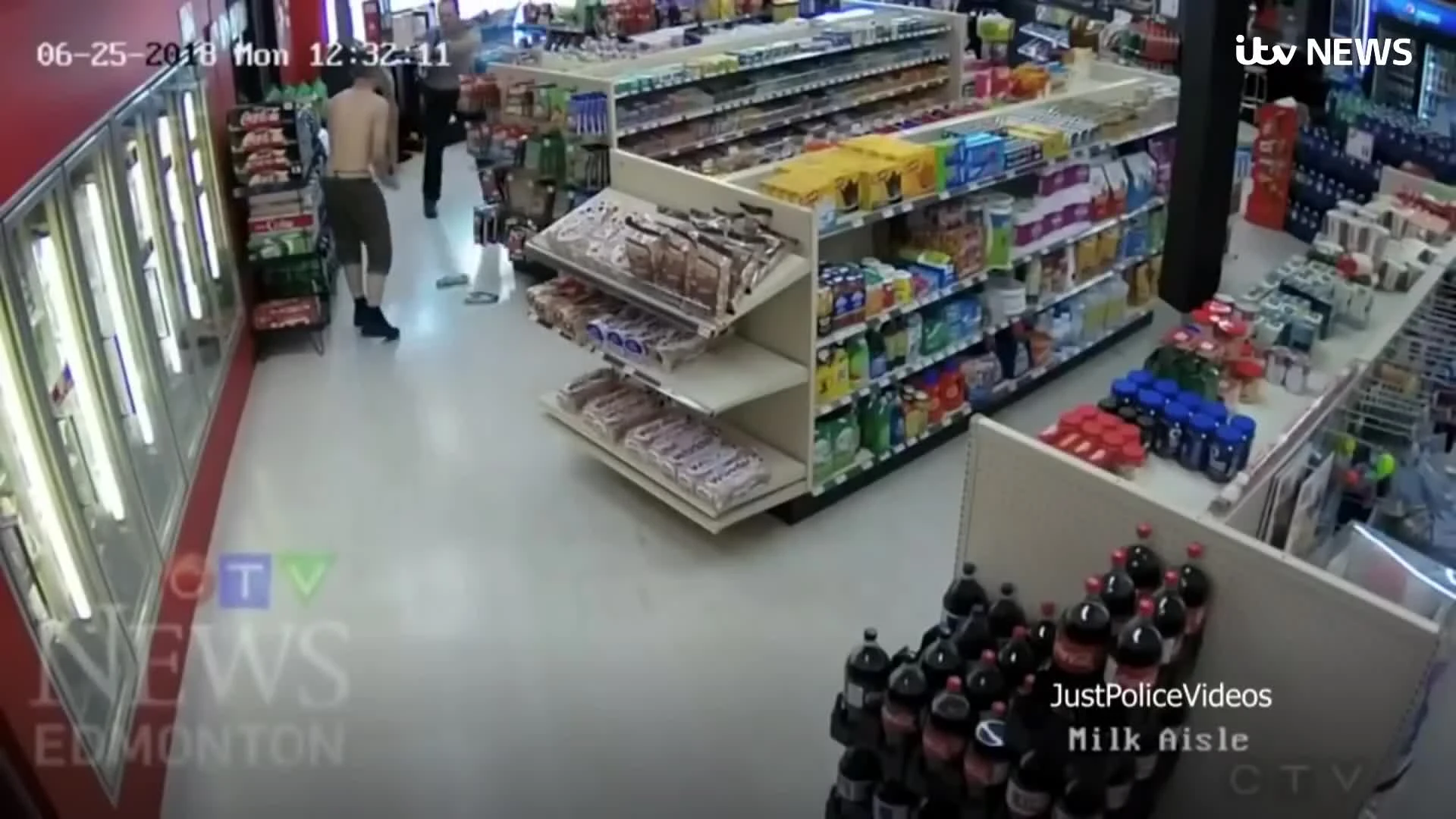 Видео неудачного ограбления совместили с музыкой из Metal Gear Solid 2