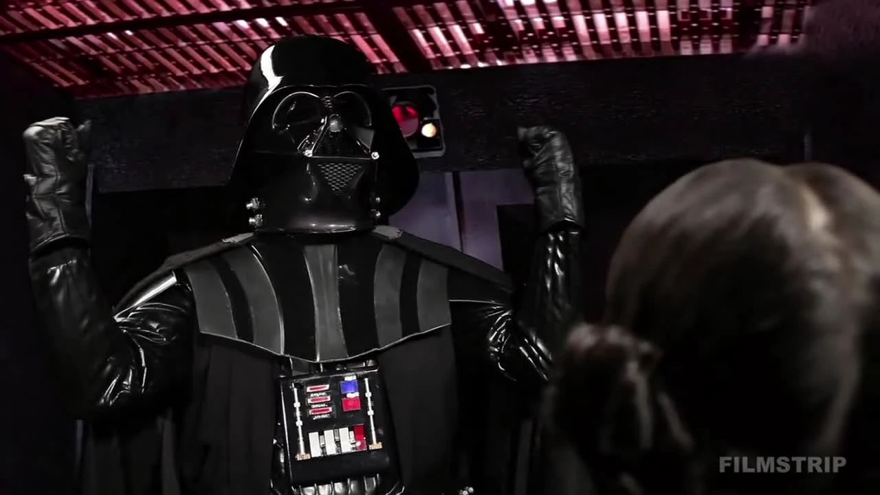 Косплей Принцессы Леи (Arianny Celeste is Princess Leia)