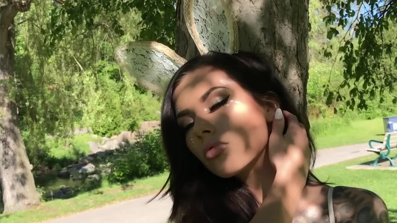 Rabbit Hole (Косплей)