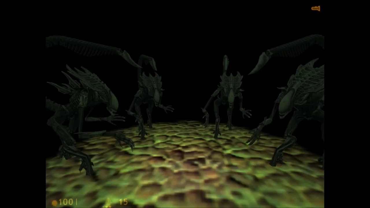 Half-Life "Aliens VS Predator"