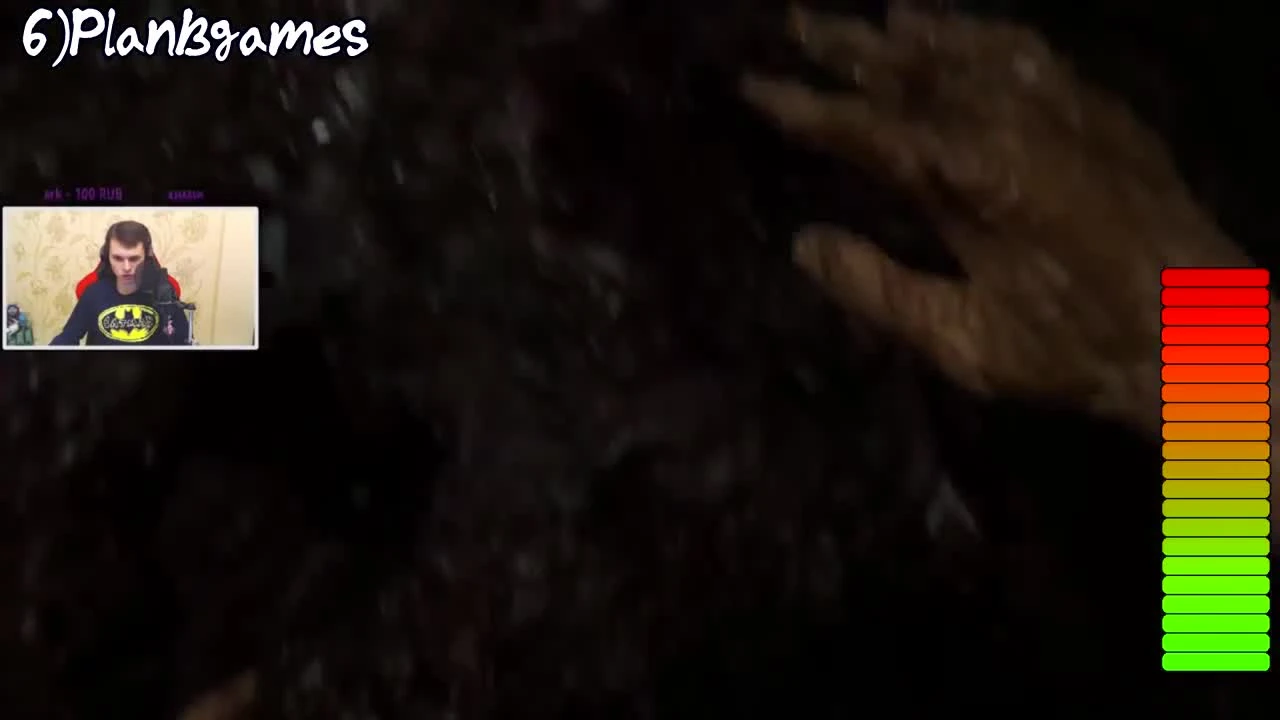 "Реакции Летсплейщиков" на Марту в Скотобойне из Outlast 2