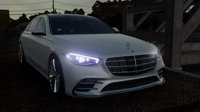 BeamNG.drive "2022 Mercedes S-Class MAYBACH" [1.0 Next]