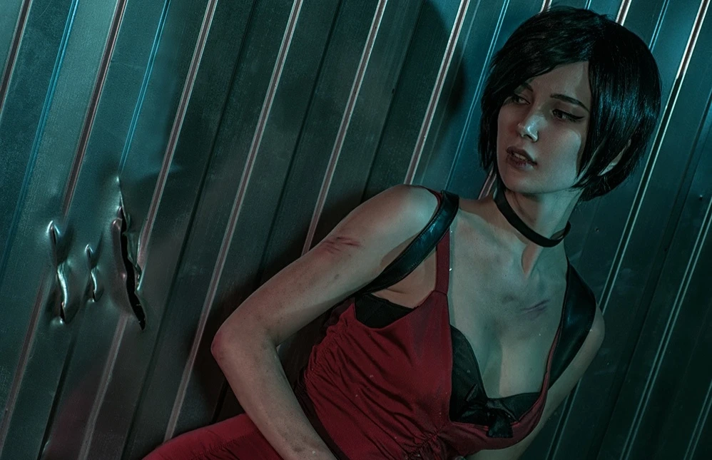 Небольшой косплей на Аду Вонг из ремейка Resident Evil 2