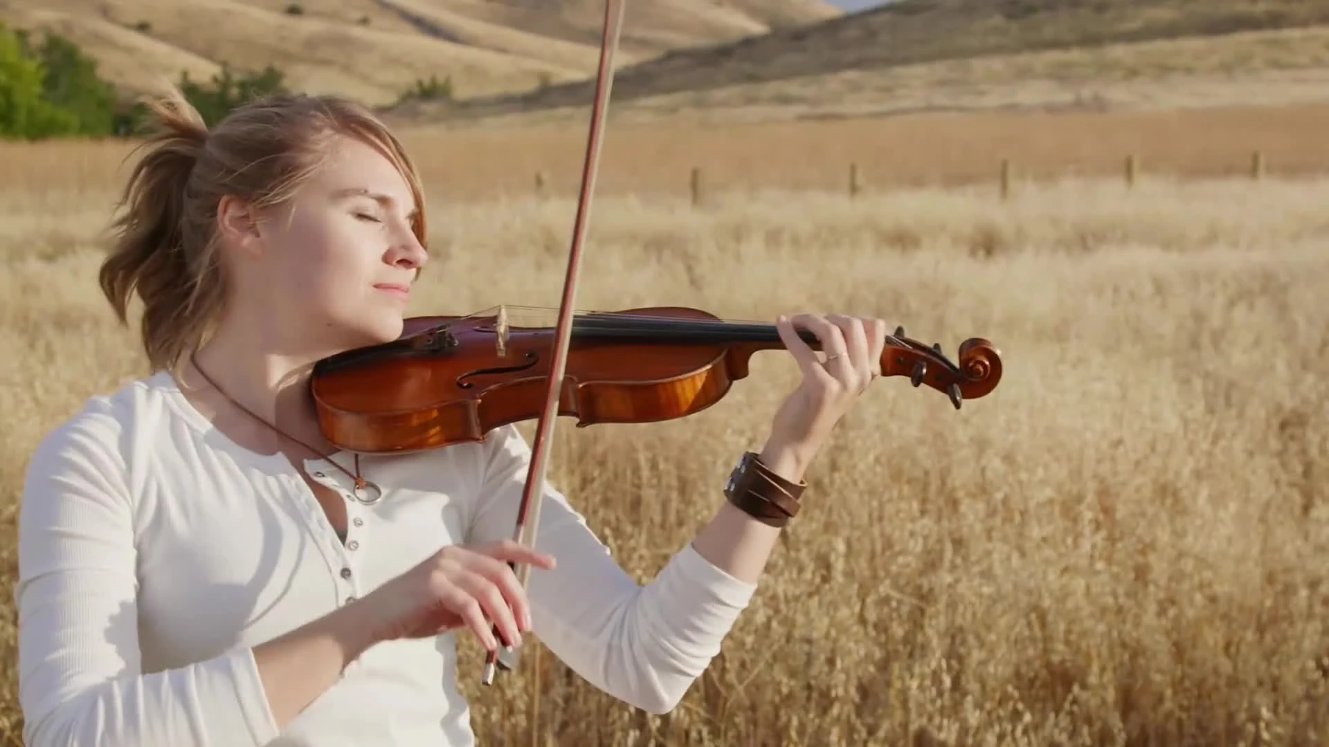 Uncharted_ Nate's Theme - Violin Cover