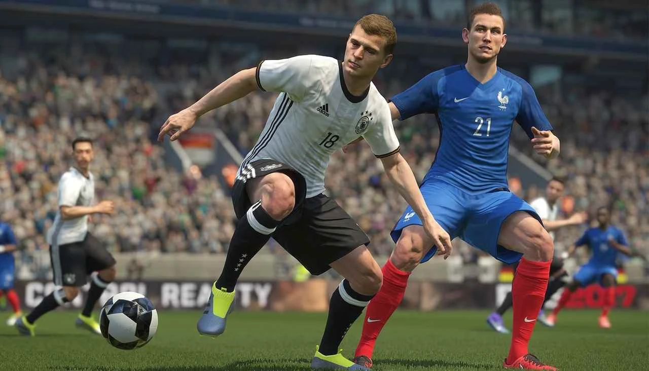 В Pro Evolution Soccer 2017 появилась пробная версия