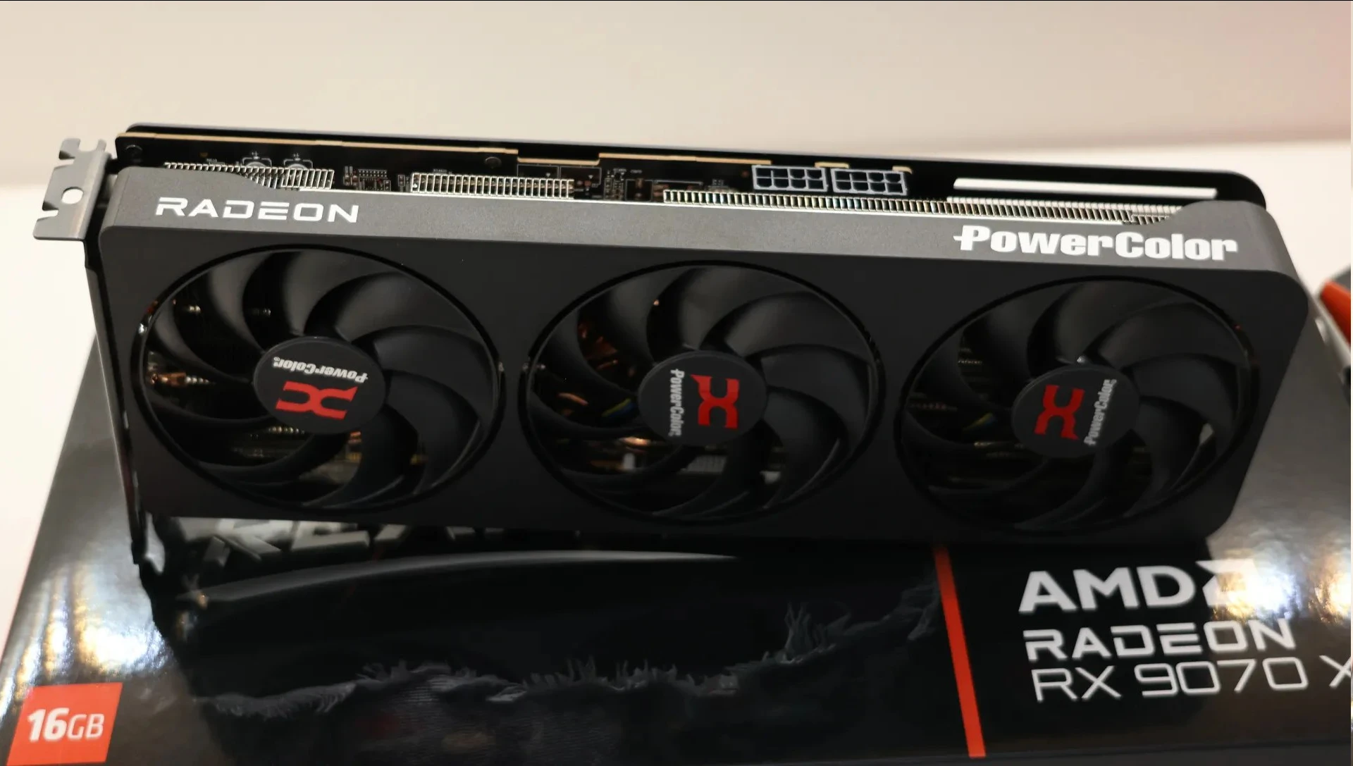 Драйвер RADV получил поддержку сжатия пар треугольников для GPU AMD RDNA 4