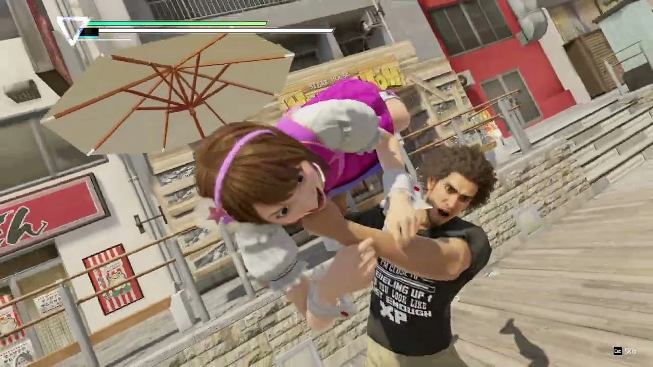 Касуга отправляет Саэко поплавать