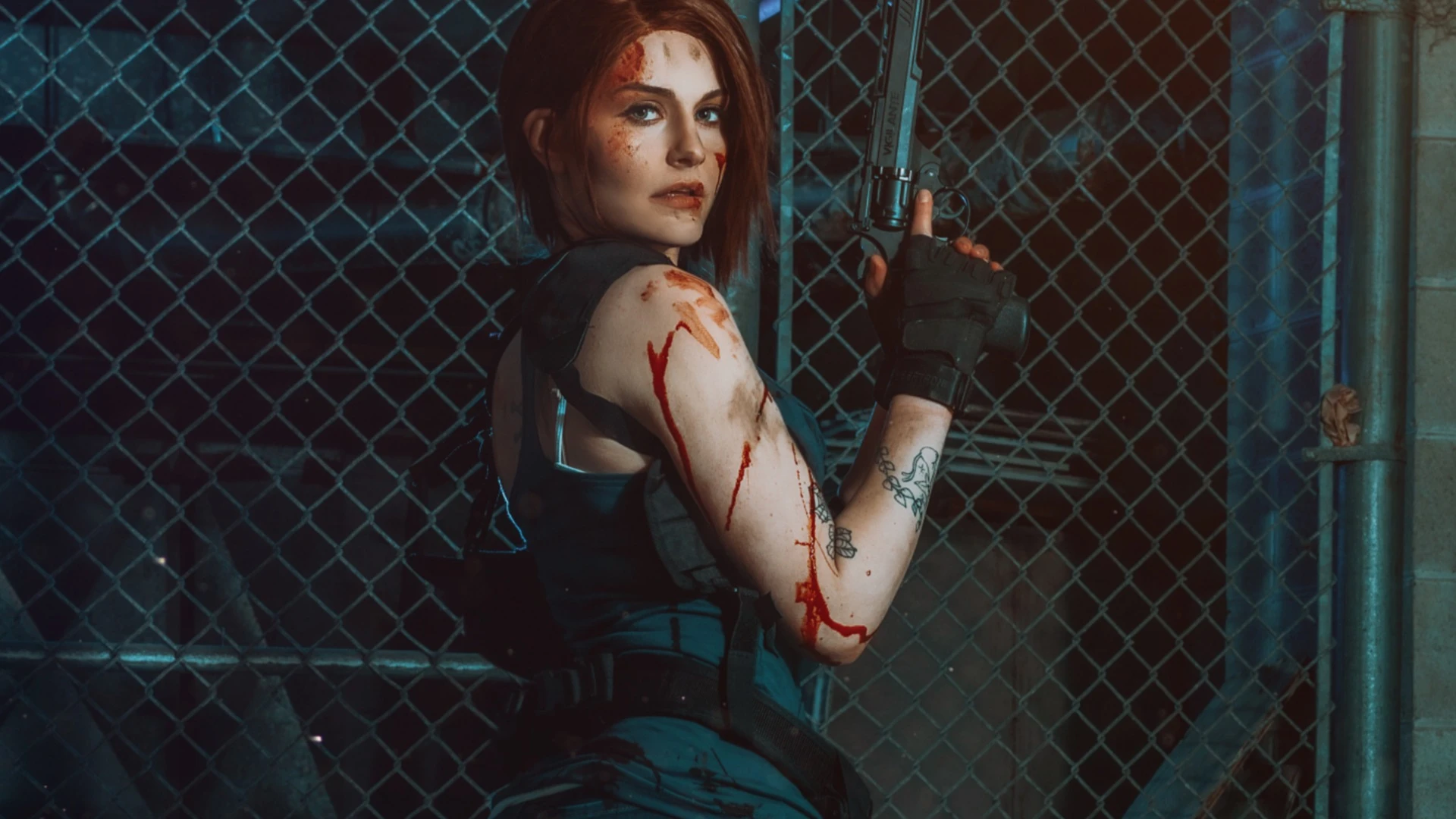 Сексуальный косплей на Джилл Валентайн