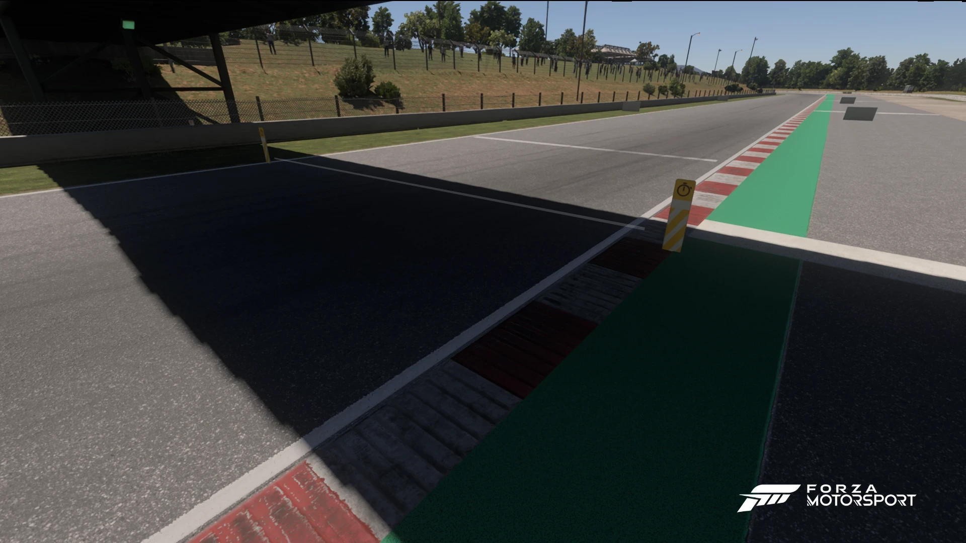 Forza Motorsport "Улучшение теней на расстоянии"