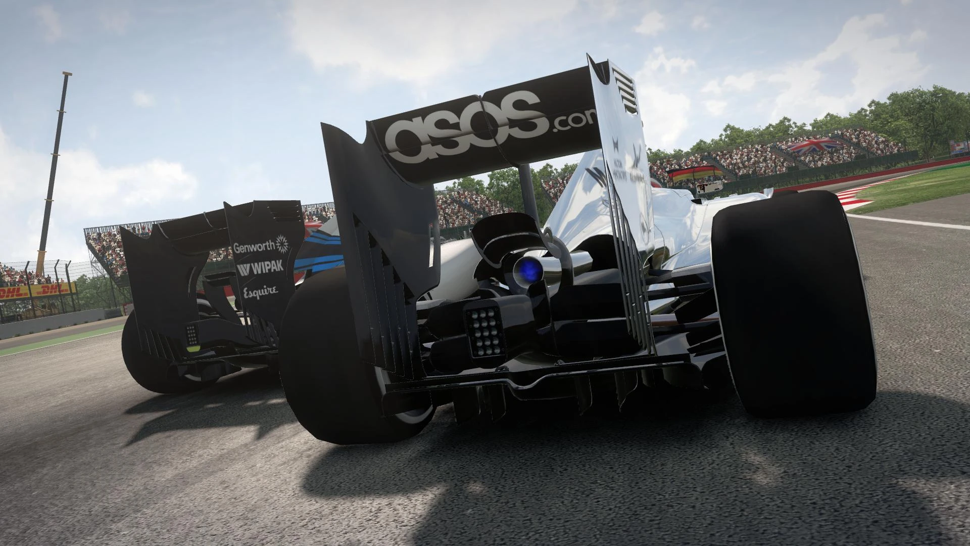 Чем F1 2015 лучше новой Need For Speed?