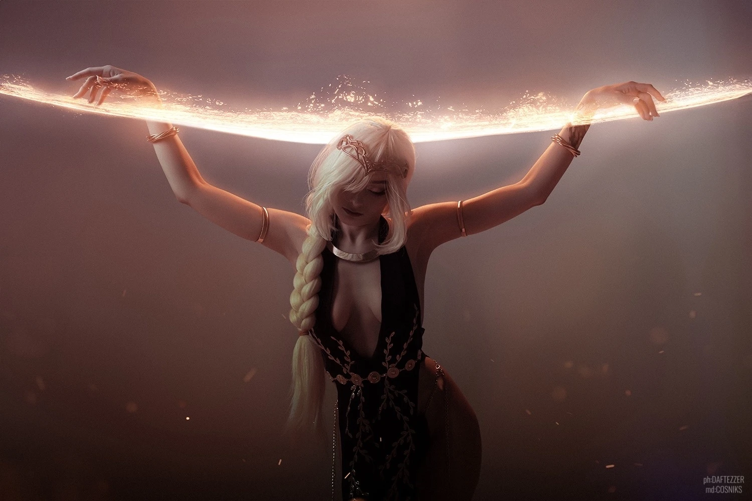 Косплей на Королеву Марику из Elden Ring от Cosniks