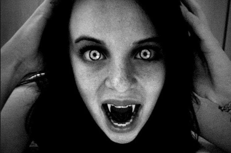 Соавтор Myst снимает кино о вампирах