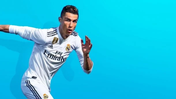 Из FIFA 19 пропал Криштиану Роналду