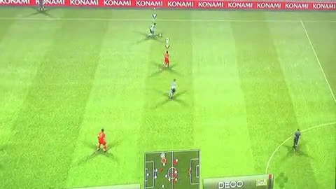 PES 2009 "GC 2008: Red vs. Blue Gameplay (Cam)"