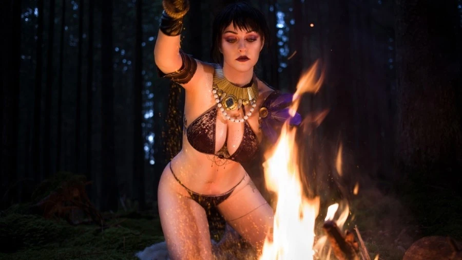 Косплей Морриган из Dragon Age: Origins