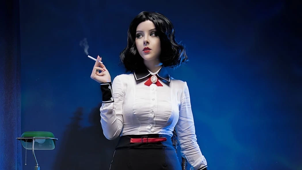 Откровенный косплей Элизабет из BioShock Infinite