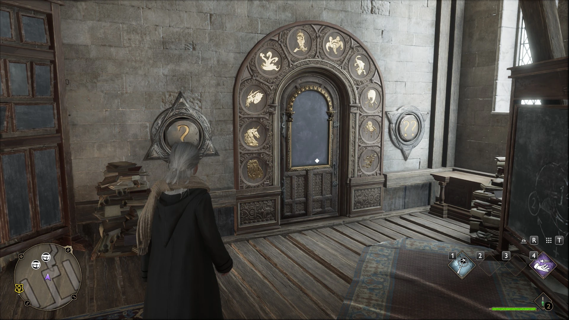 Как открыть секретные двери с эмблемами существ в Hogwarts Legacy