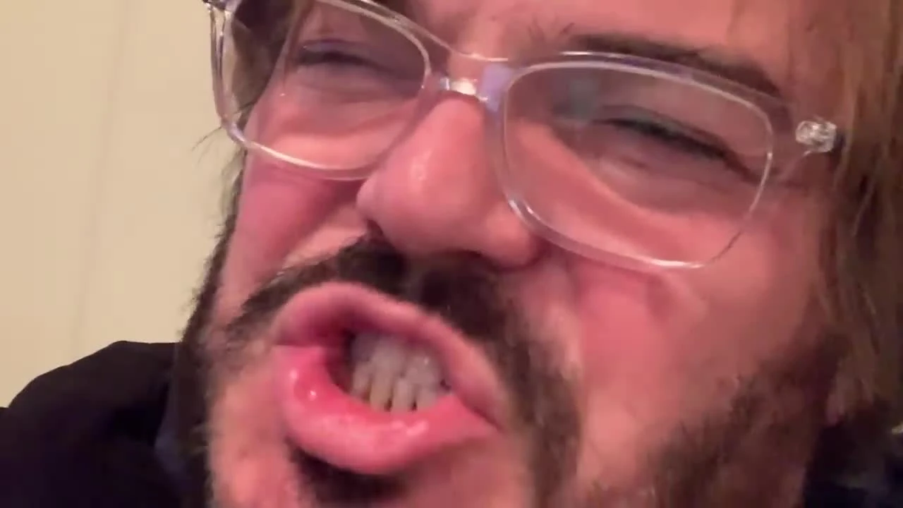 Джек Блэк поиграл в Brutal Legend с собой в главной роли