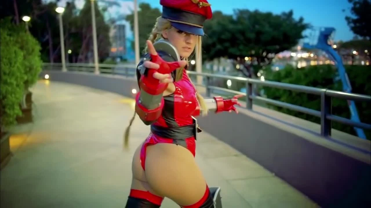 Косплей Vertvixen - Cammy Bison (Fan Service)