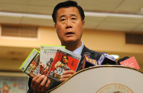 Американский сенатор, пытавшийся запретить GTA, арестован за торговлю оружием