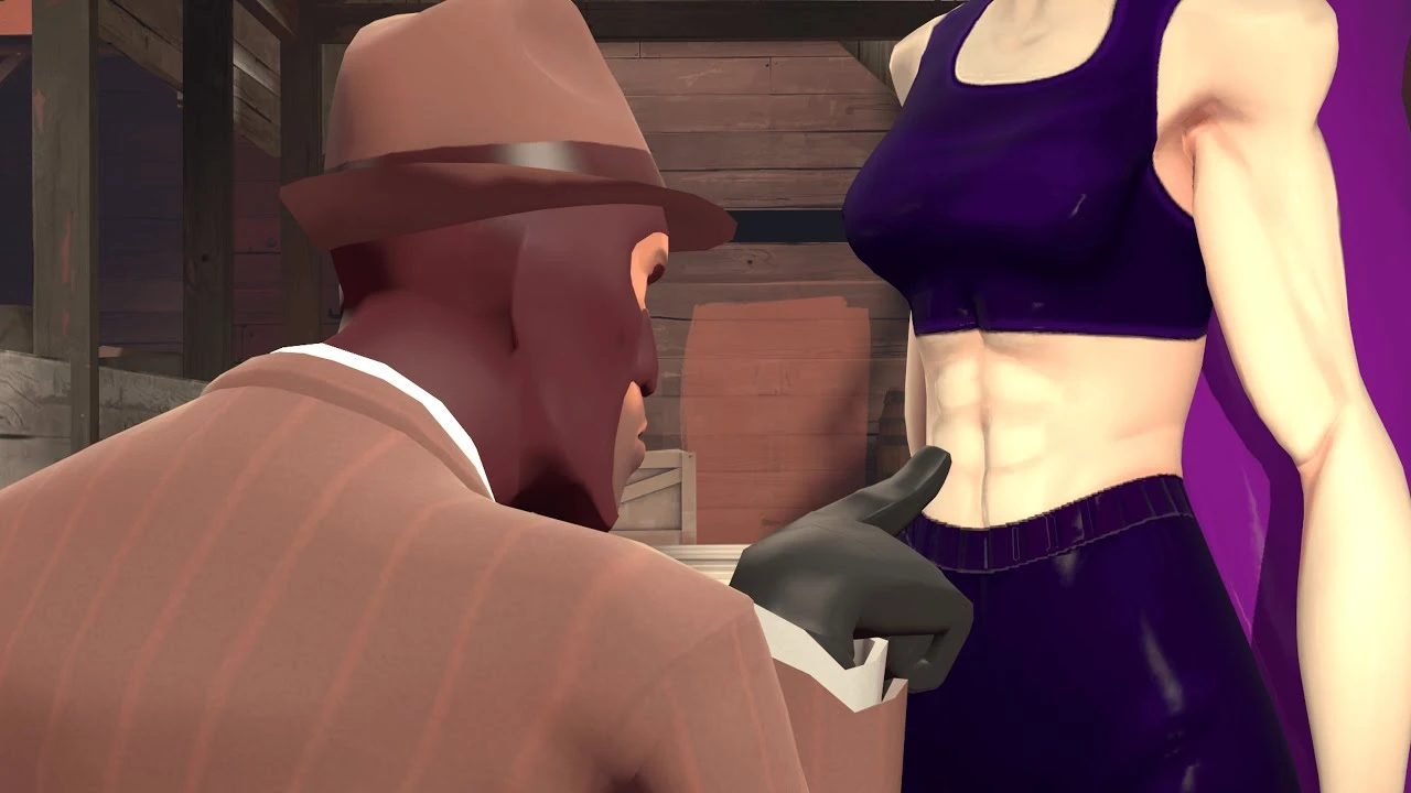 Шпион на мгновение впечатлился женским прессом