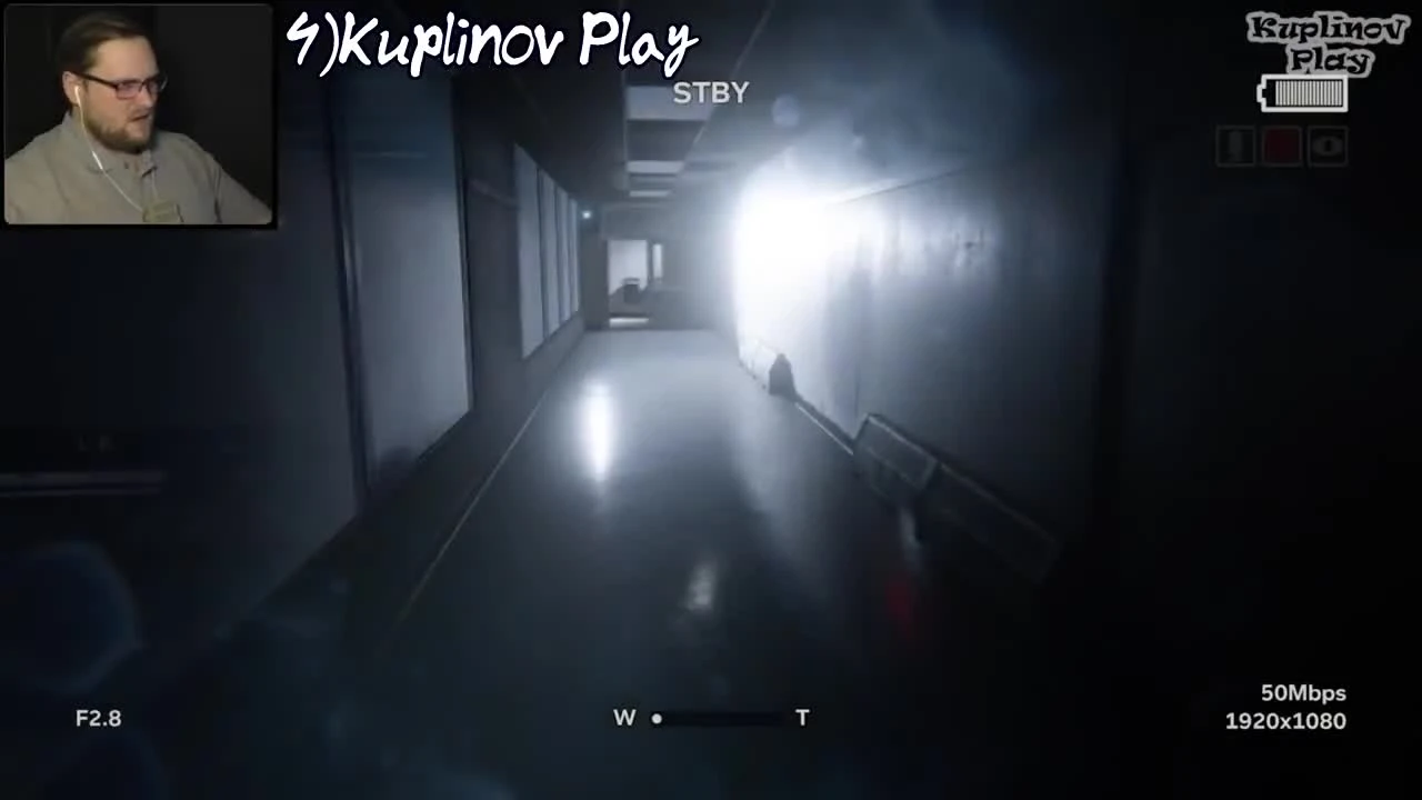 "Реакции Летсплейщиков" на Язык в Бассейне из Outlast 2