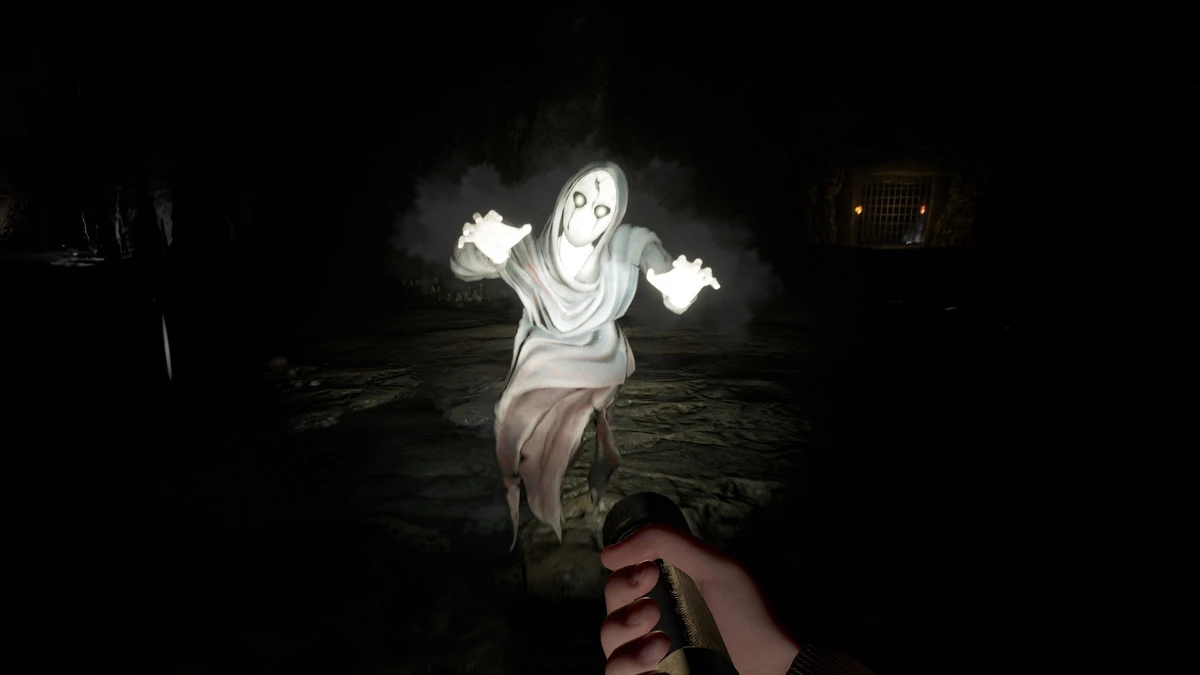 Почему у призраков в "Храме Зеленой Луны" краснеют глаза