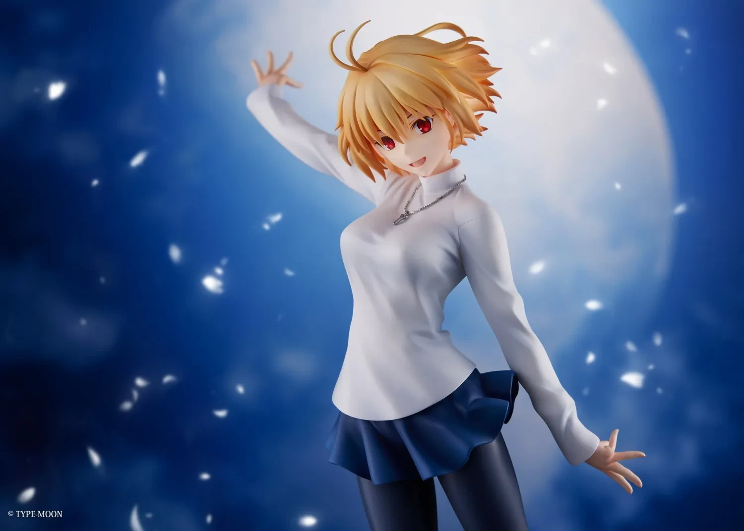 Представлена фигурка Арквейд Брюнстад из Tsukihime: A Piece of Blue Glass Moon
