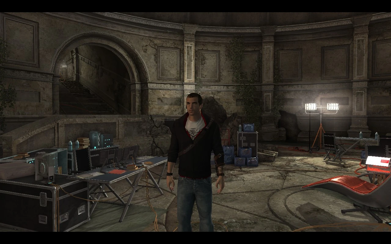 Assassins Creed: Brotherhood "Дезмонд Черная Куртка из ACR"