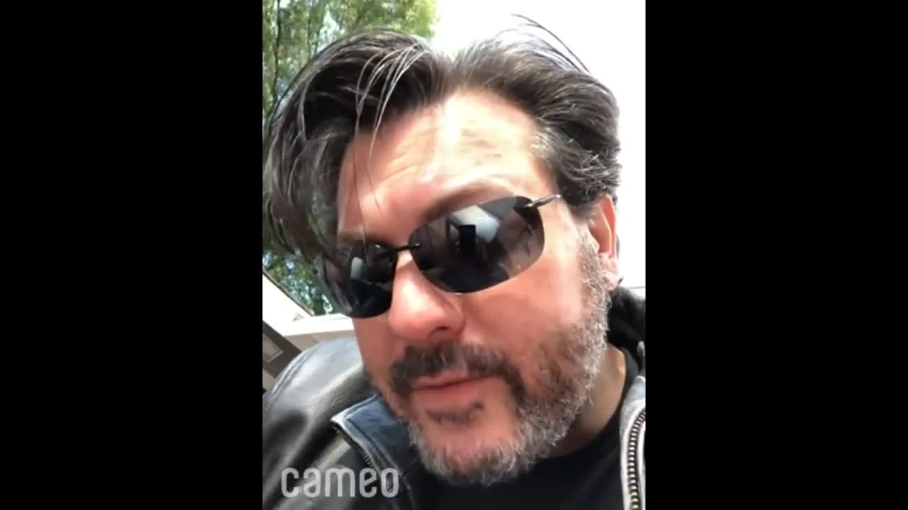 Солид Снейк делает знаменитый заказ Биг Смоука из Grand Theft Auto: San Andreas