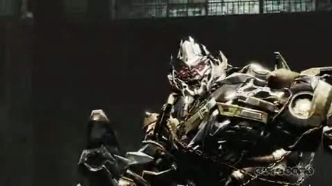 Transformers: Dark of the Moon "Trailer"