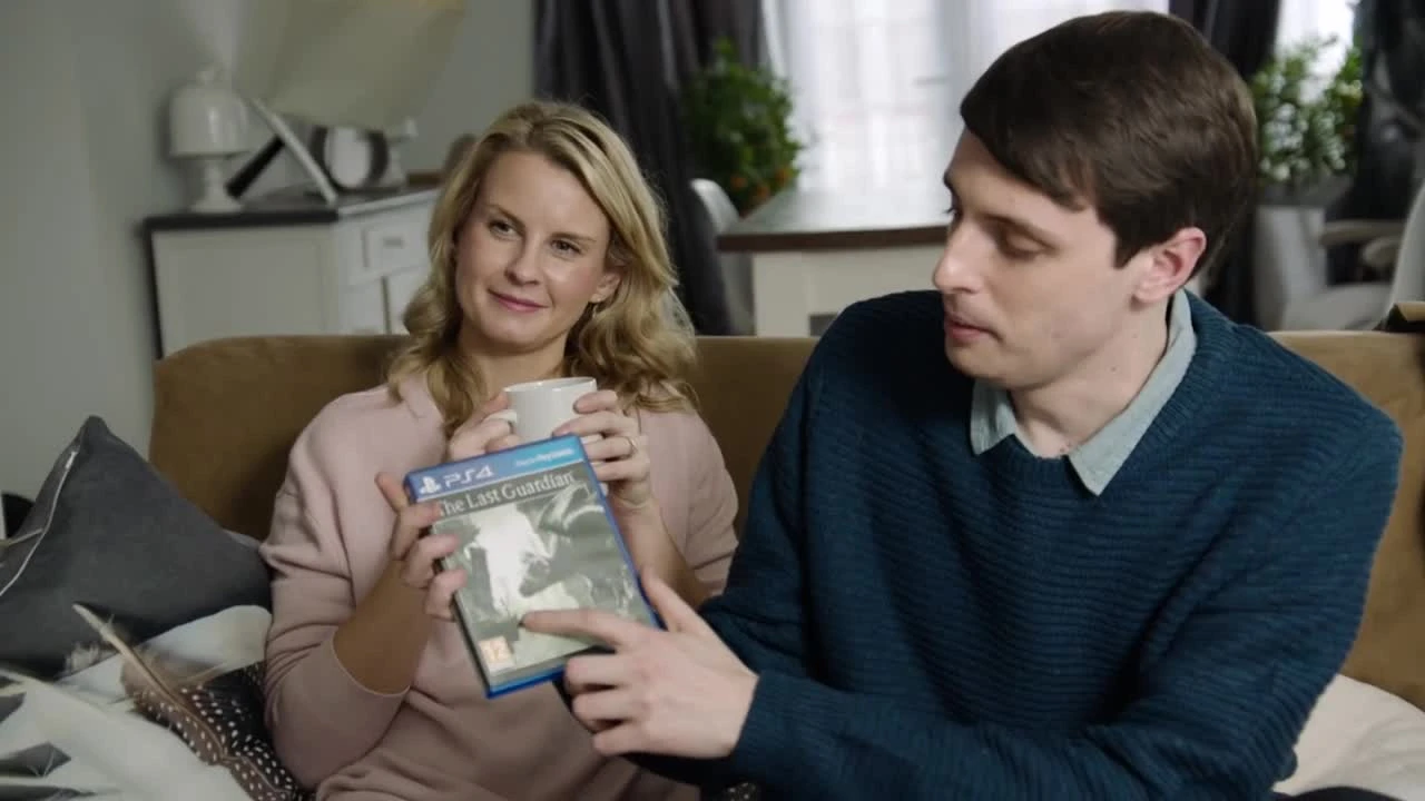 The Last Guardian - Забавная реклама от Sony