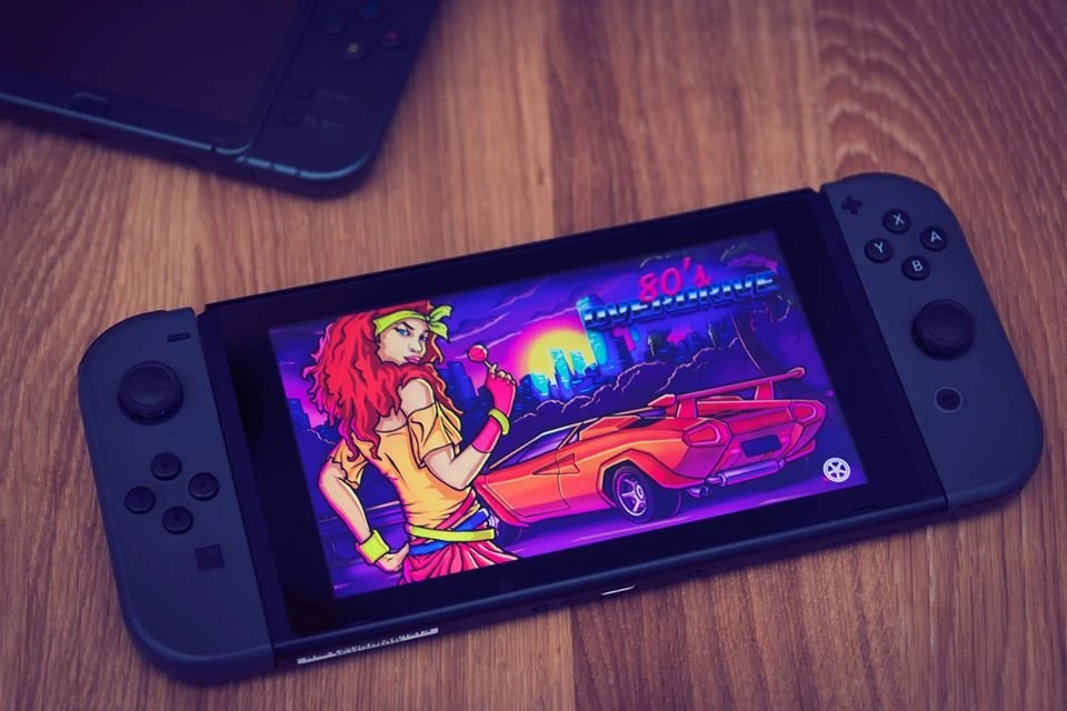 Геймплей 80's Overdrive с Nintendo Switch
