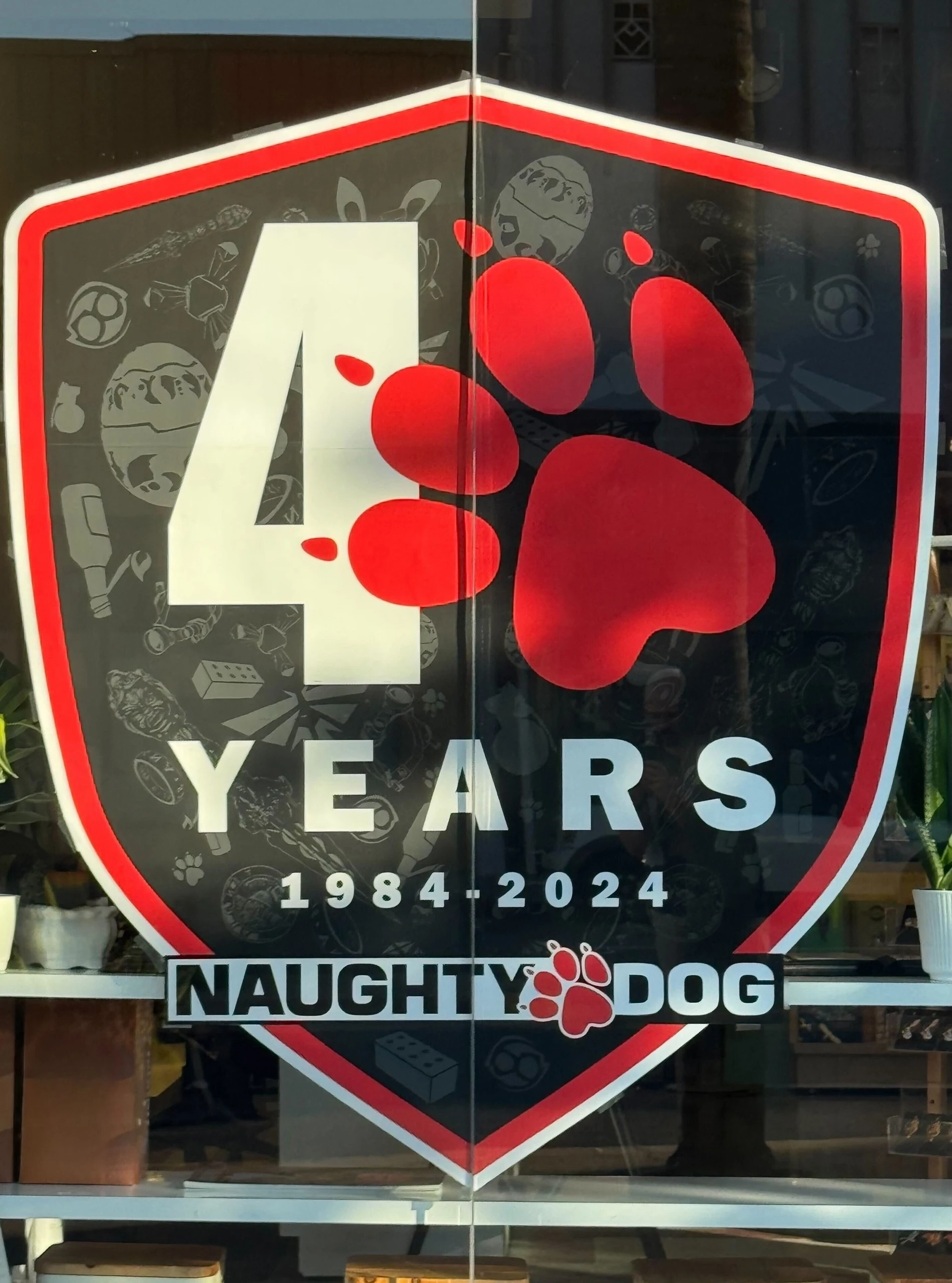 Naughty Dog отметила свое 40-летие выставкой и автограф-сессией