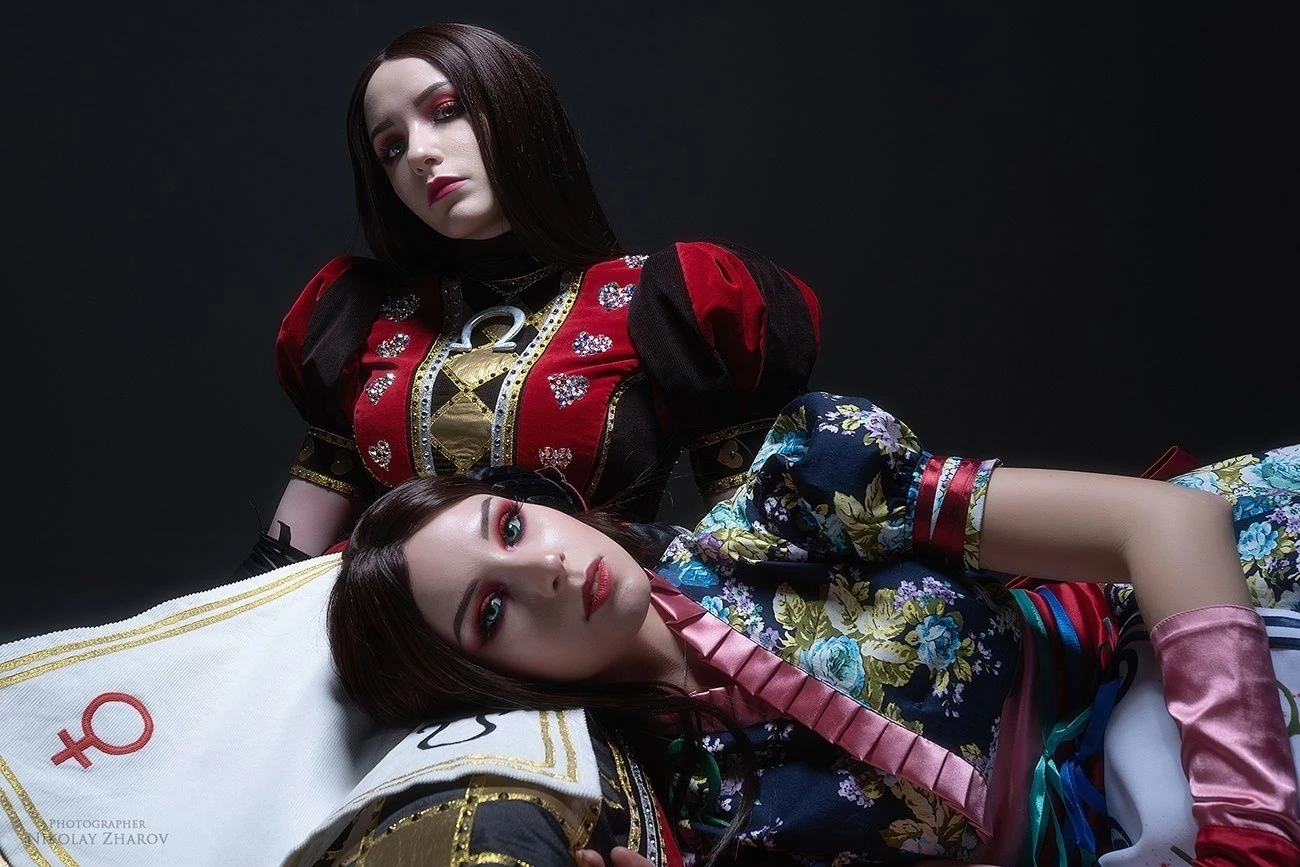 Россиянки представили безумно красивый косплей Алисы из Alice: Madness Returns