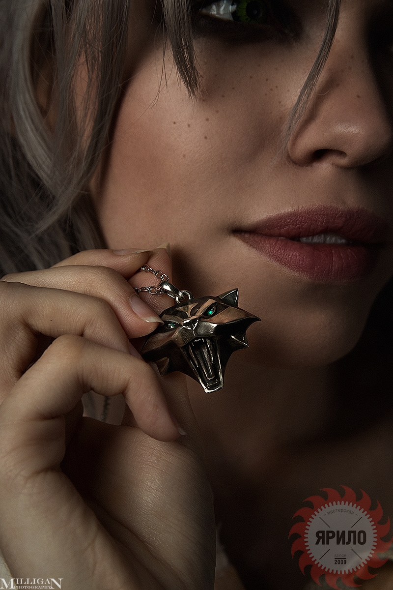 Цири ведьмак. Медальон цири. Медальон цири ведьмак 3. Медальон цири ведьмак 3. Медальон цири ведьмак 3.