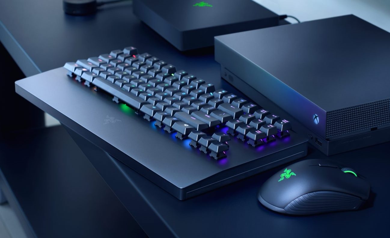 Компания Razer представила клавиатуру и мышь для Xbox One