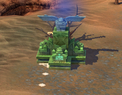 Каменный парапет