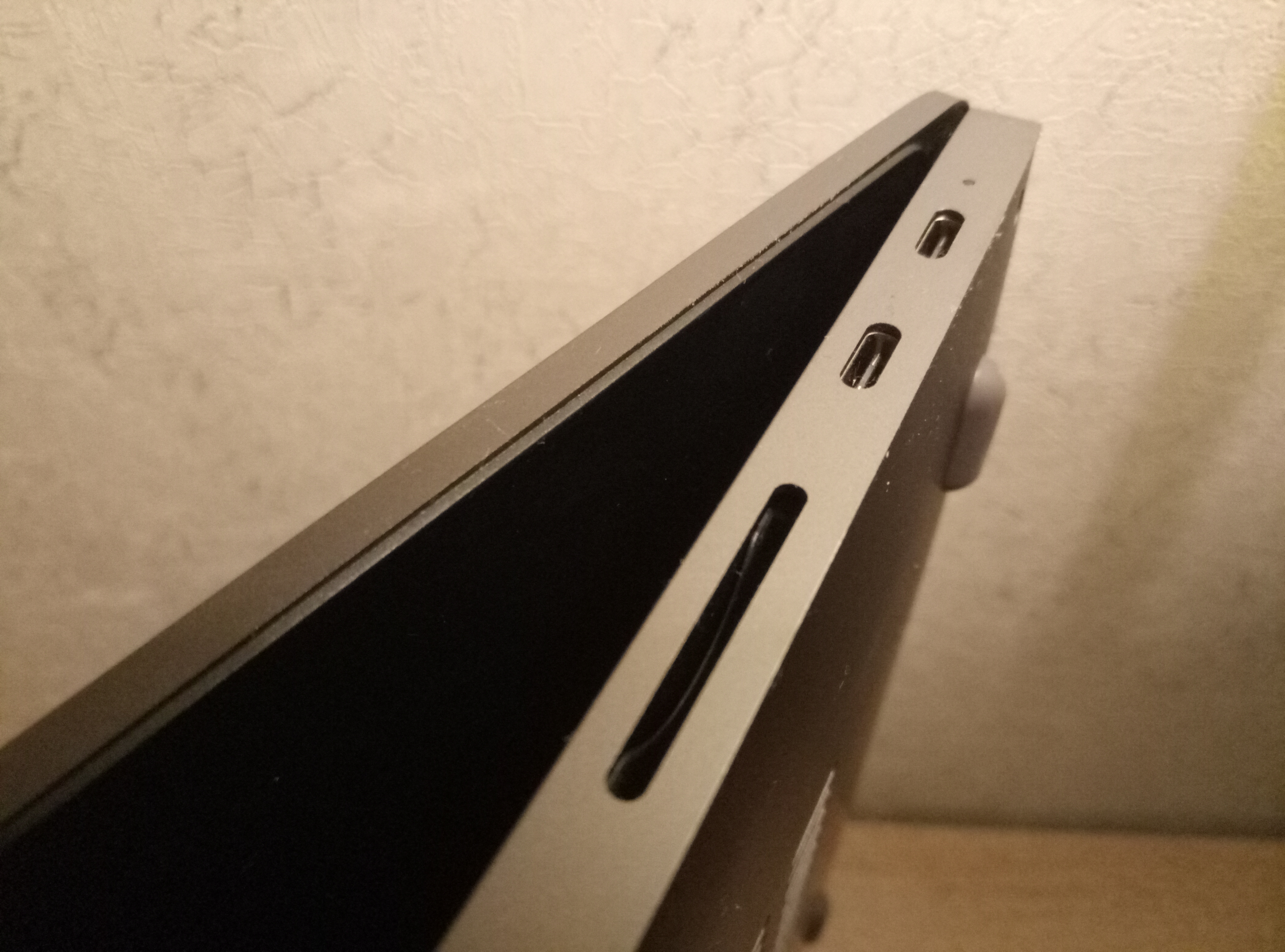 USB Type-C разъемы и кардридер
