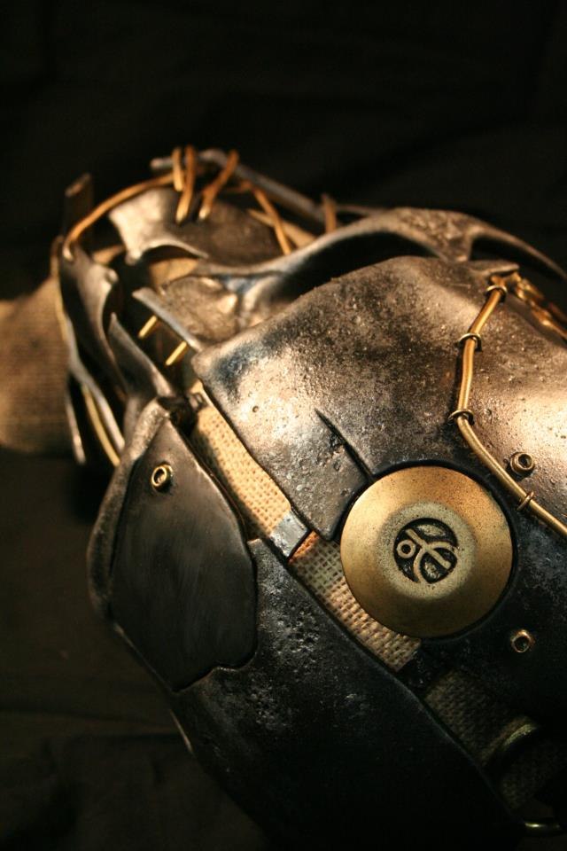 Маска из Dishonored