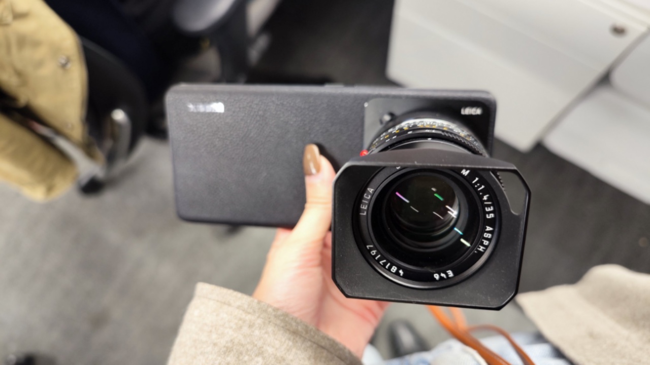 Xiaomi 15 ultra примеры фото Xiaomi представила концепт смартфона Mi 12S Ultra с внешним объективом от Leica