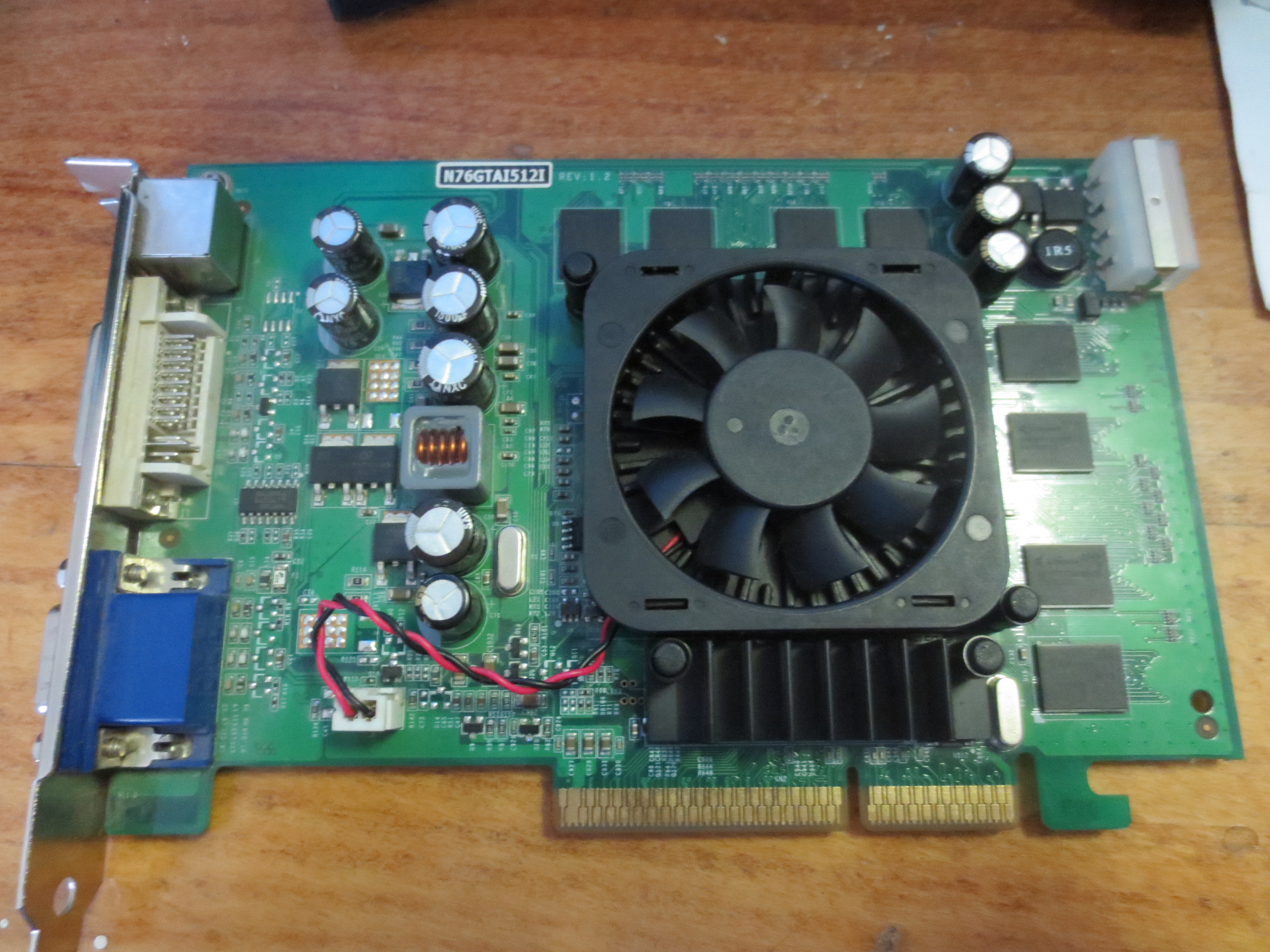 256 mb 16x nvidia gf 8600gts. не работает видеокарта geforce. видеокарта gf gt 520. видеокарта nvidia geforce 8600 gts. видеокарта nvidia geforce gtx 660.