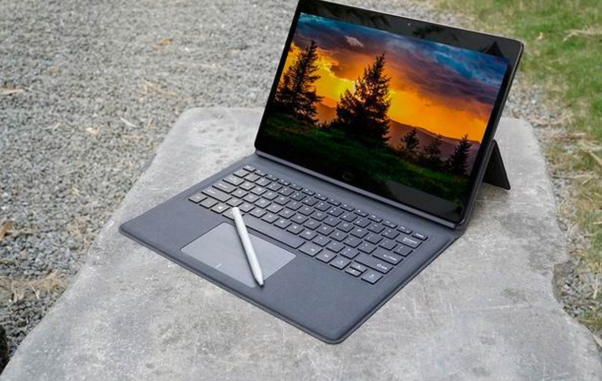 Гибридный ноутбук Chuwi CoreBook выпустят в марте