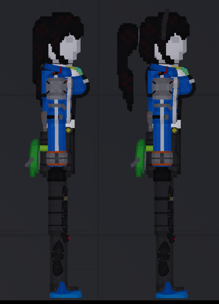 Справа - обычная, слева - с распущенными волосами и без обода