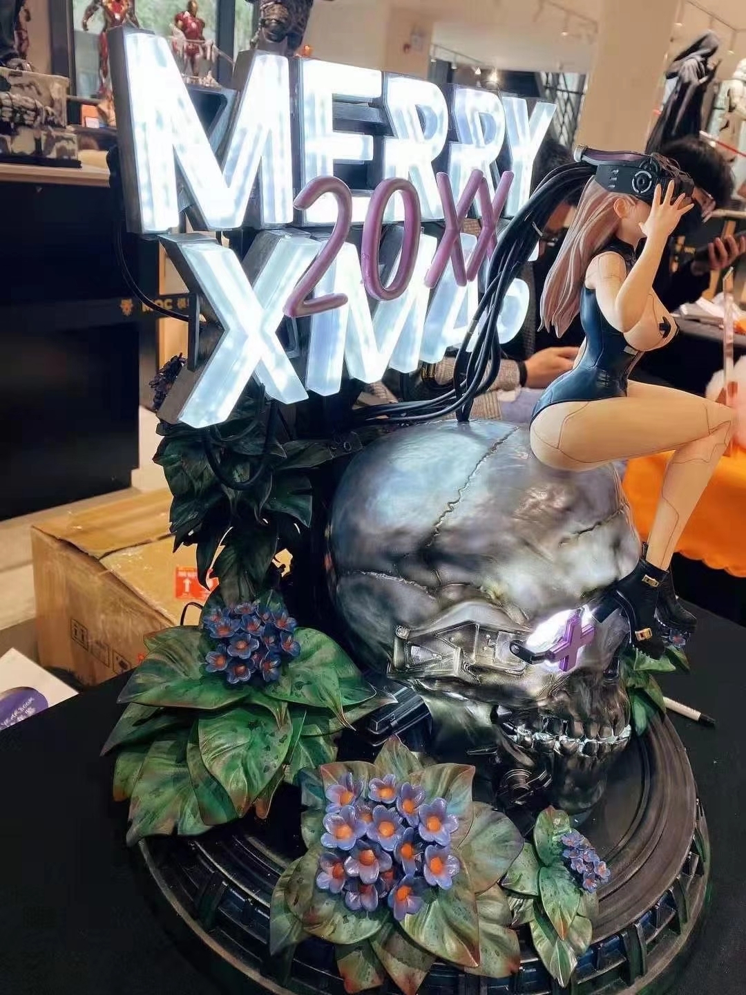 Фигурка MERRY XMAS из Cyberpunk 2077